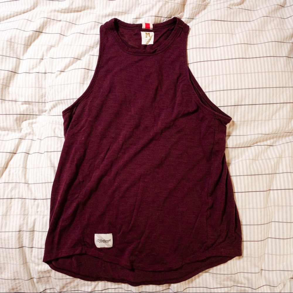 Tracksmith Harrier Tank - M Wine
